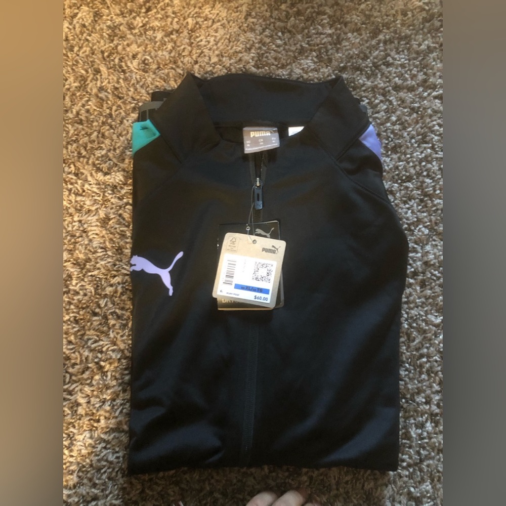 Brand new men’s puma track top